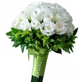 hoa cưới màu trắng